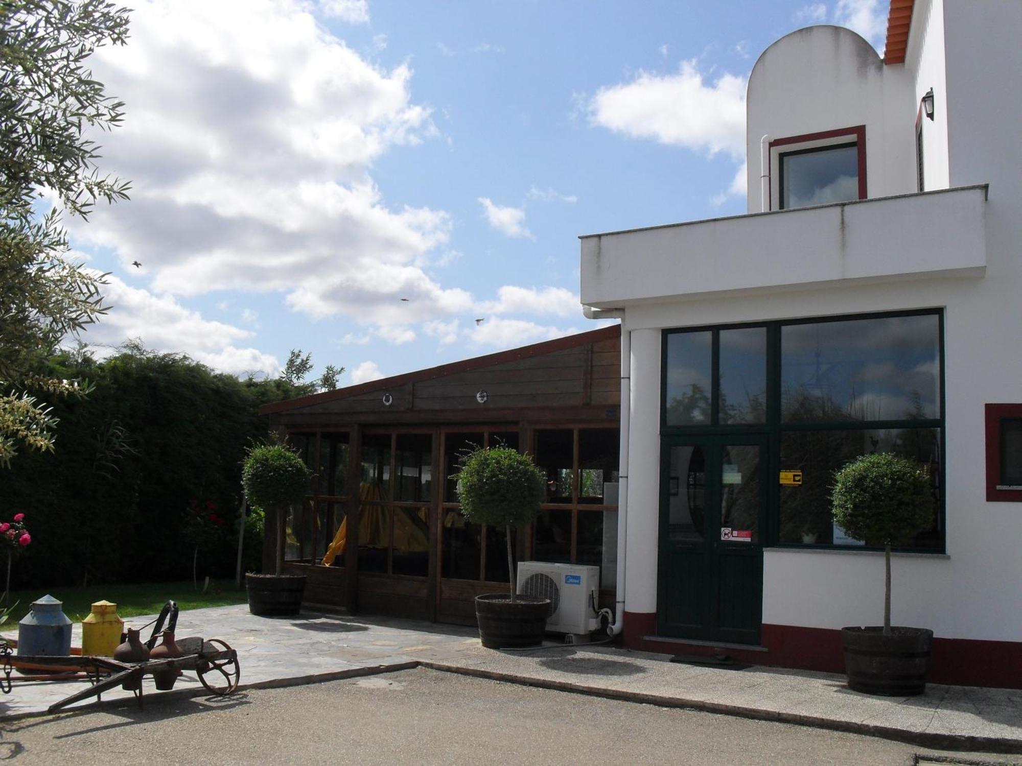 Отель Terras De Monsaraz Регенгуш-ди-Монсараш Экстерьер фото