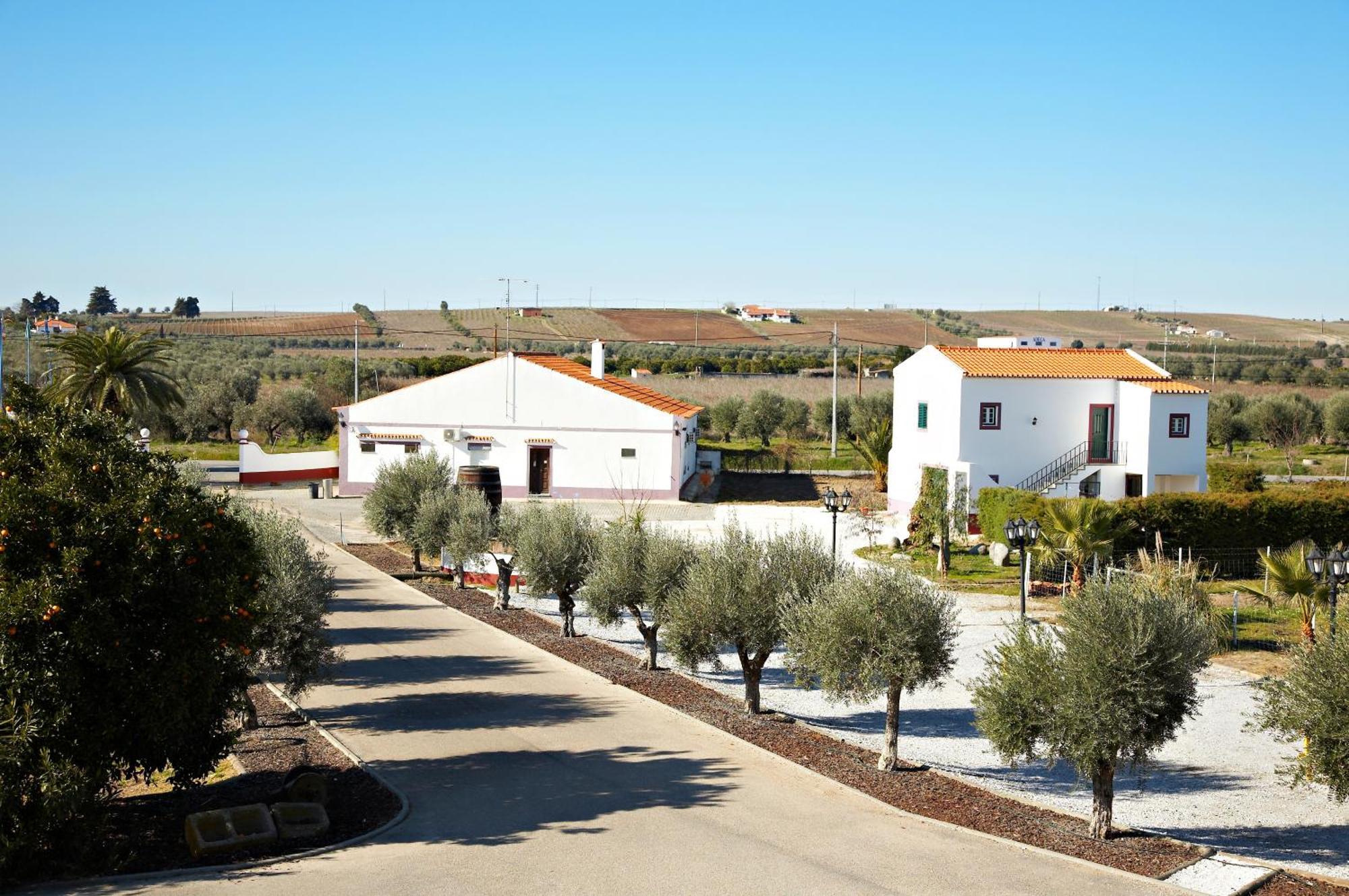 Отель Terras De Monsaraz Регенгуш-ди-Монсараш Экстерьер фото